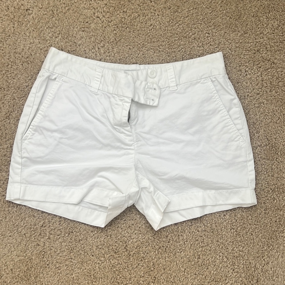 Vineyard vines white short